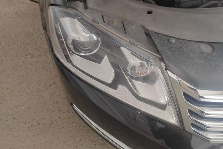 Used Volkswagen Magotan 2013 1.8TSI Premier Model