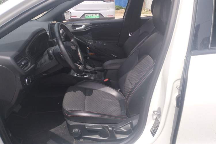 Used Ford Focus 2020 Sedan EcoBoost 180 Automatic ST Line Left Front Seat