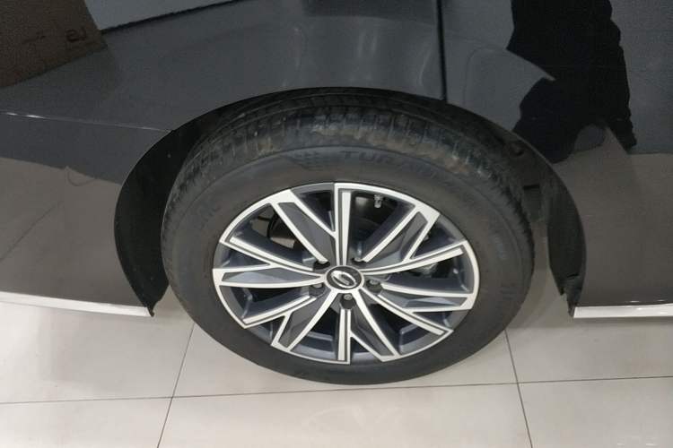 Used GAC Trumpchi M8 2024 Master Series 400T Prestige Edition Right Rear Wheel Hub