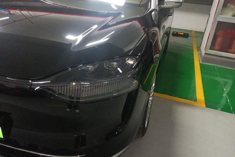 Used Hima AITO M9 2024 Range-Extended Max Edition 52 kWh 6-Seater Version
