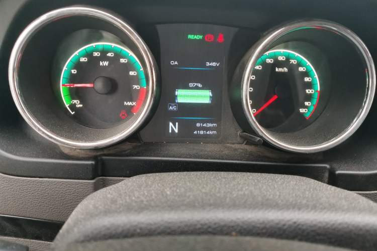 Used Dongfeng Yufeng Yufeng EM26 2023 High-End Model 41.86 kWh CATL
