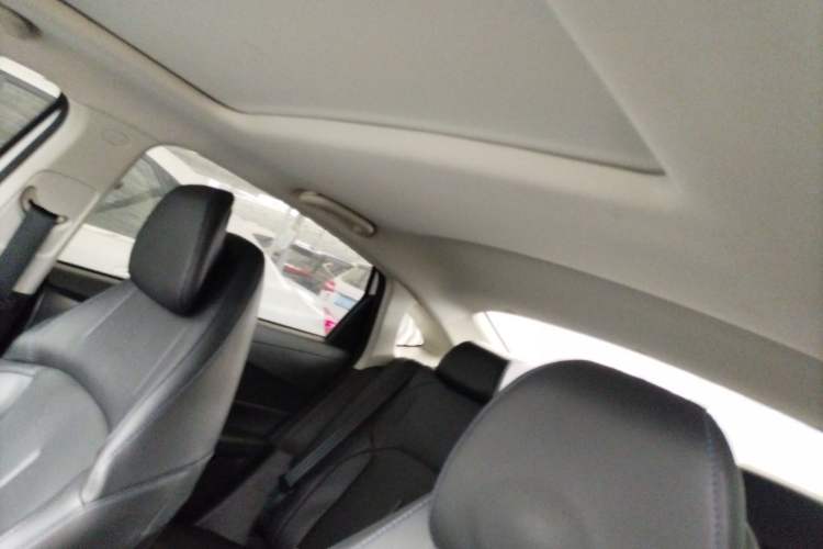 Used CHANGAN Eado DD 2023 Blue Whale NE 1.5T GDI DCT Luxury Edition Headliner