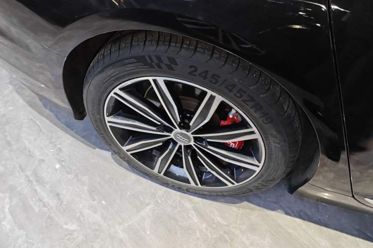 Used Audi A6L 2020 45 TFSI Prestige Dynamic Edition Right Rear Wheel Hub