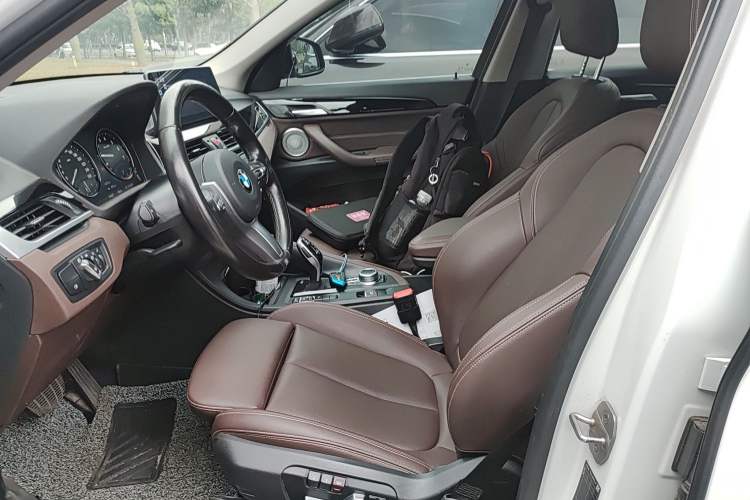 Used BMW X1 2021 sDrive25Li Leading Model
