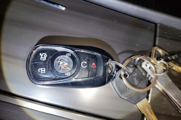 Used Buick LaCrosse 2022 652T Luxury Version