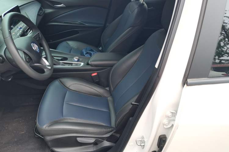 Used Buick Velite 6 2023 430km Range Commuter Version Left Front Seat