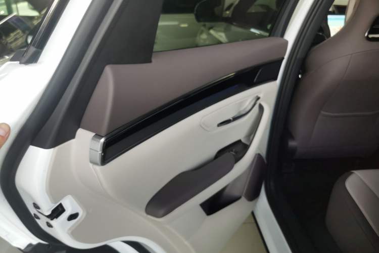 Used BYD Song PLUS New Energy 2025 DM-i 112KM Prestige Model