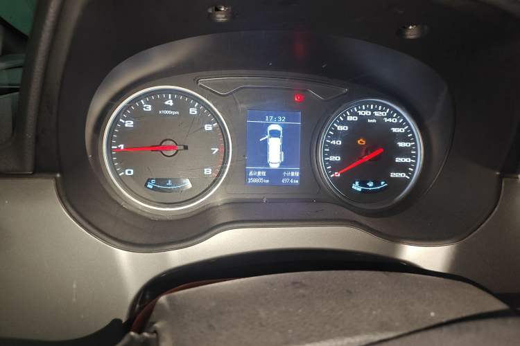 Used JAC Refine M4 2019 Business & Travel Series 2.0L Manual Speed Edition China VI Standard
