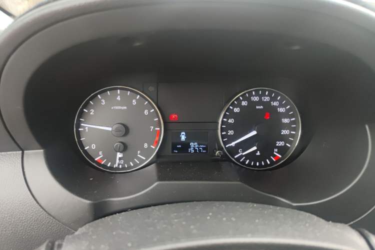 Used JAC Refine M3 2015 Maker Edition 1.6L Luxury Version