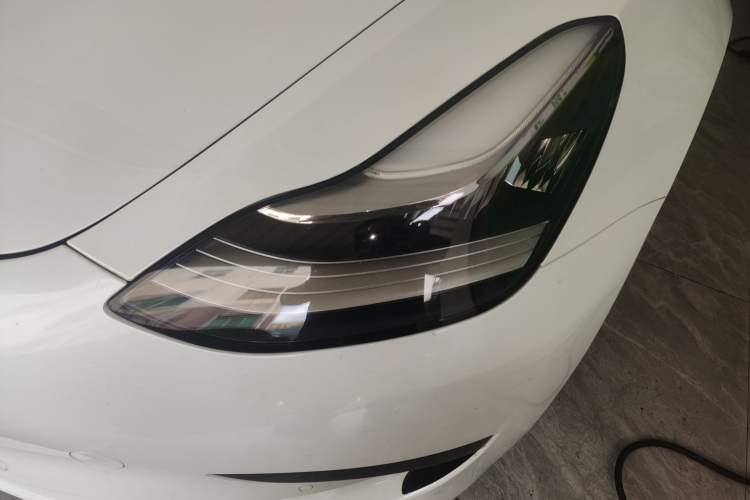Used Tesla Model 3 2020 Revised Version Standard Range Rear-Wheel Drive – Upgraded Edition Left Front Headlight