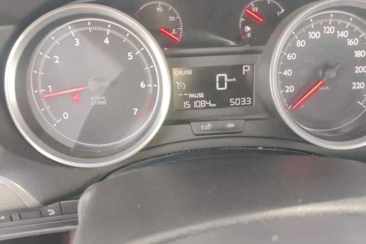 Used Peugeot 408 2015 1.2T Automatic Luxury Edition Odometer Close Up