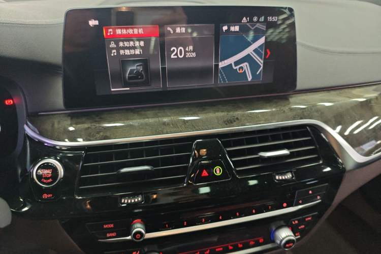 Used BMW 6 Series GT 2018 640i xDrive M Sport Package
