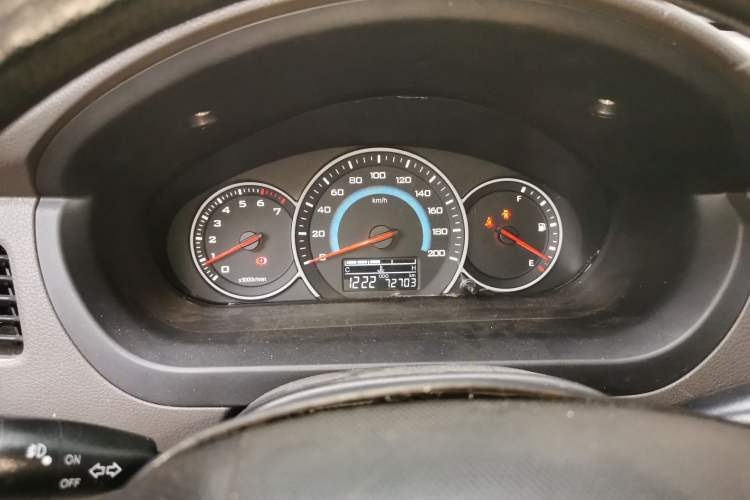 Used Wuling Rongguang V 2019 1.5L Standard Version China VI LAR Instrument Cluster