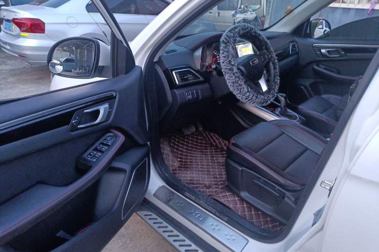 Used Zotye Domy X5 2015 1.5T CVT Landlord Edition China V Standard Driver Seat