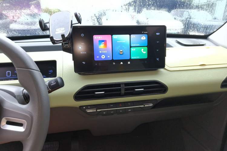 Used Geely Galaxy Panda 2023 Panda Mini 120km Super Cute Bear