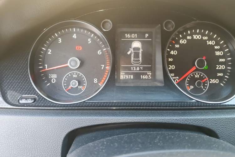 Used Volkswagen Magotan 2016 2.0 TSI Luxury Comfort Version Instrument Cluster