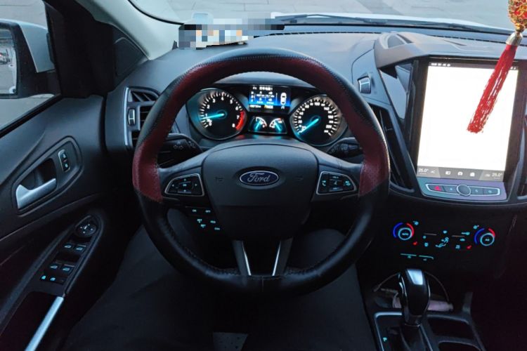 Used Ford Kuga 2019 EcoBoost 180 Two-Wheel-Drive Titanium Plus Model China VI Standard
