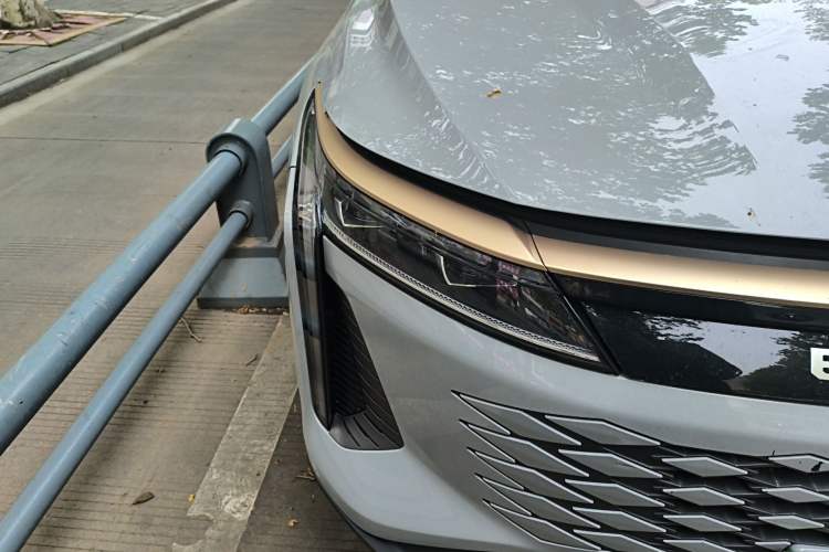 Used EXEED Stellar 2023 400T Two-Wheel Drive Comfort Edition Right Front Headlight