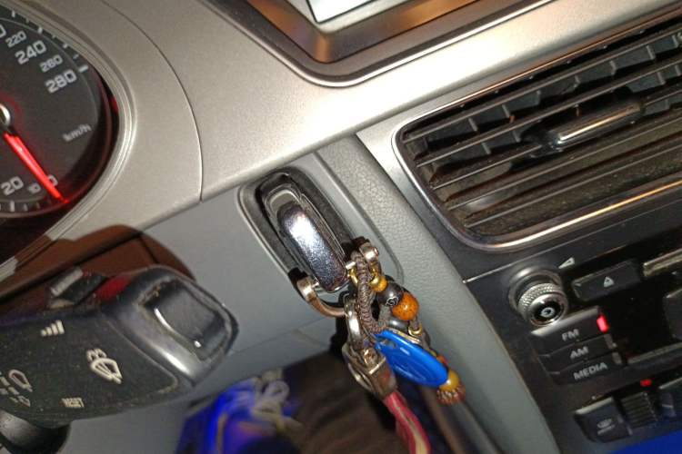 Used Audi A4L 2013 35 TFSI Automatic Comfort Model
