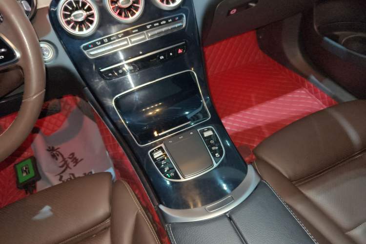 Used Mercedes-Benz GLC 2022 Second Facelift GLC 260 L 4MATIC Dynamic Edition
