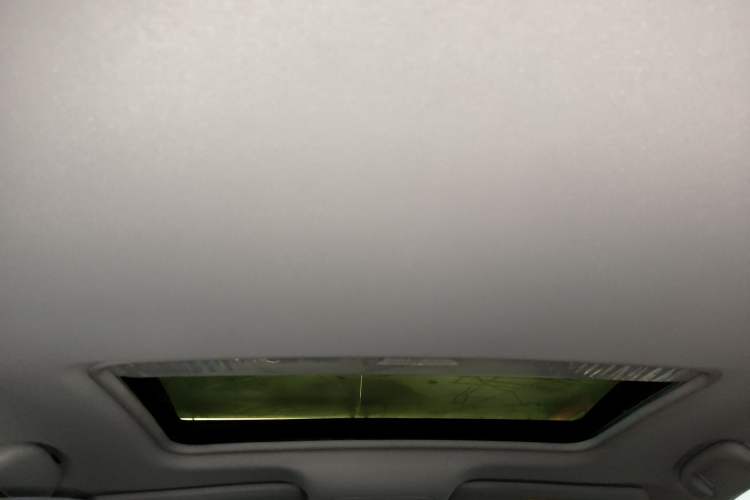 Used Chevrolet Monza 2023 1.5L Dual-Clutch Enjoyment Edition Headliner