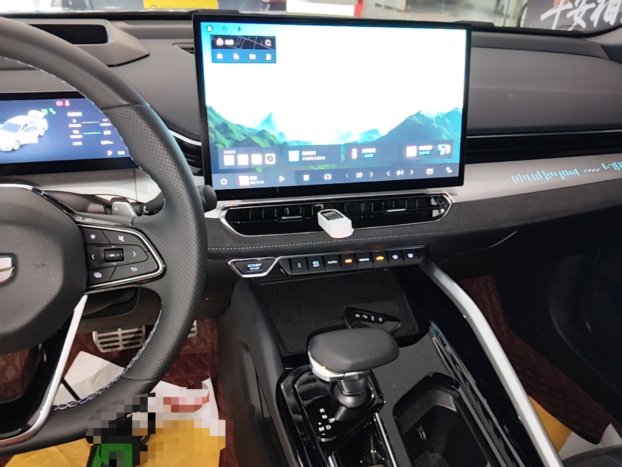 Geely Auto Preface 2025 Dongfang Yao 2.0TD Moonlight Edition — снимка 15