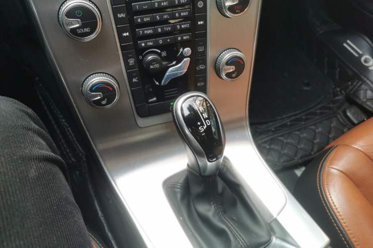 Used Volvo S60 2017 S60L T4 Smart Range Edition