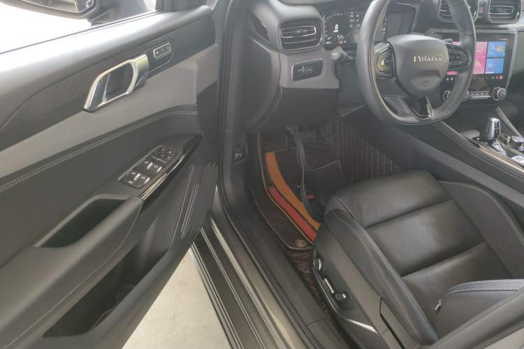 Used Lynk & Co 02 Hatchback 2022 2.0TD Pro
