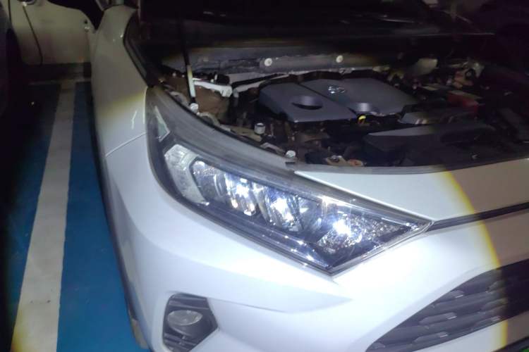 Used Toyota RAV4 2020 2.0L CVT Two-Wheel Drive Fashion Edition