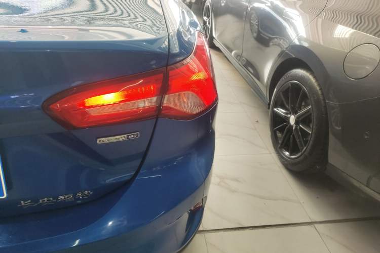 Used Ford Focus 2021 Sedan EcoBoost 180 Automatic Trendy Model
