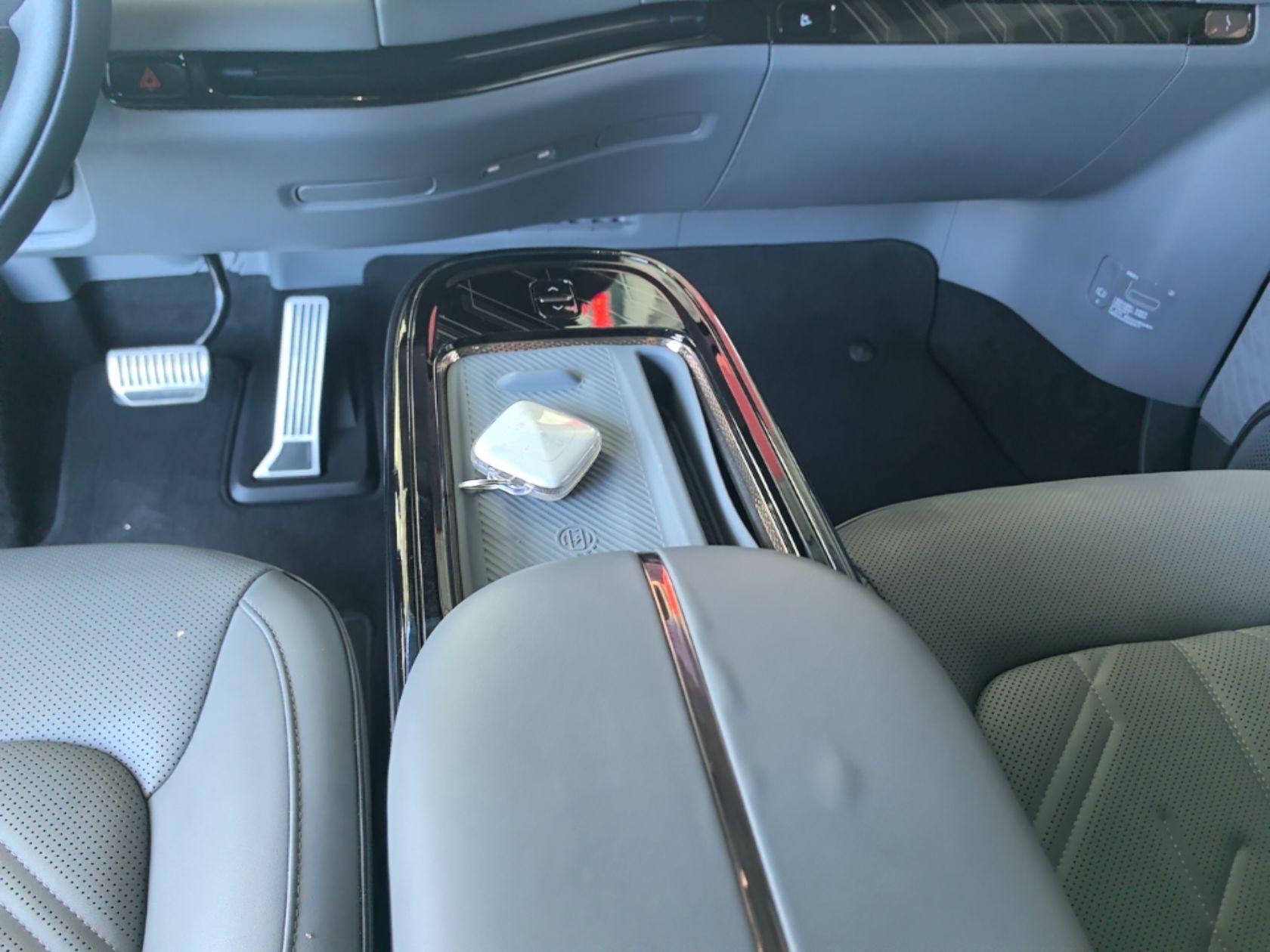 Zeekr MIX 2025 Long-Range Intelligent Driving Edition — снимка 16