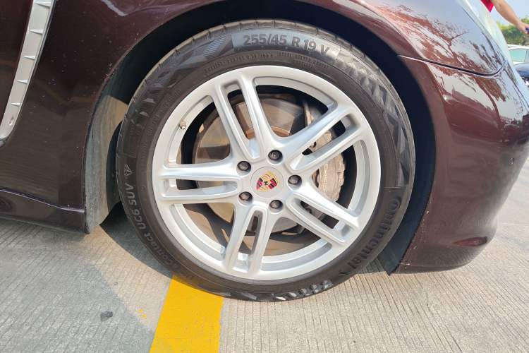 Used Porsche Panamera 2013 Panamera 4 Platinum Edition 3.6L
