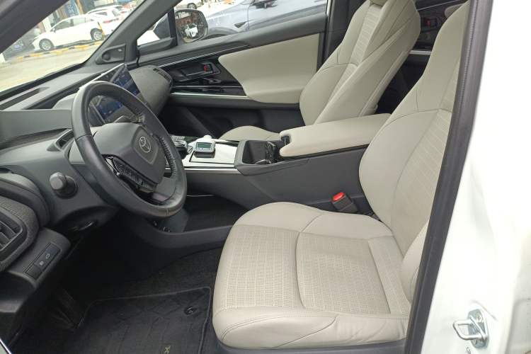 Used Toyota BZ 4X 2024 615 MAX Version Left Front Seat