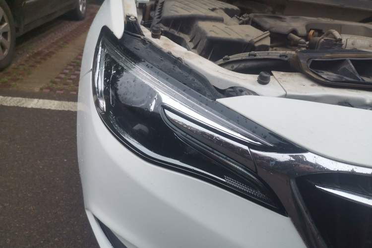 Used Buick GT 2018 18T Automatic Elite Model Right Front Headlight