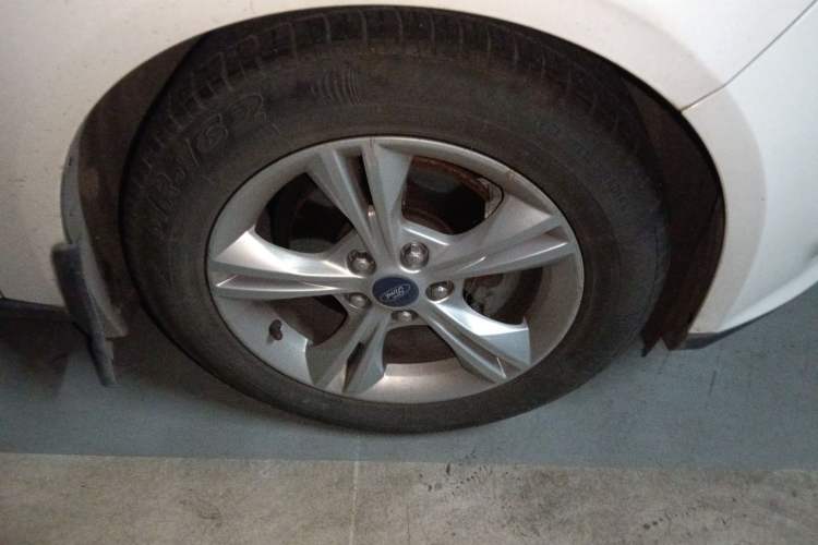 Used Ford Focus 2012 Hatchback 1.6L Automatic Fashion Edition