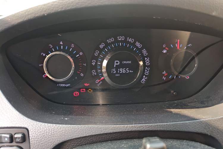 Used Luxgen Great 7 SUV 2014 2.2T Two-Wheel-Drive Smart Version Odometer Close Up