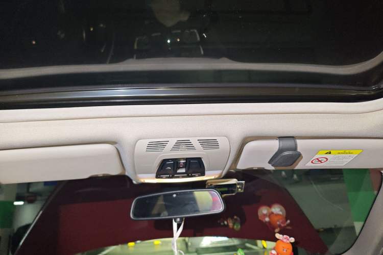 Used BMW 3 Series 2018 320Li Leading Model M Sport Package
