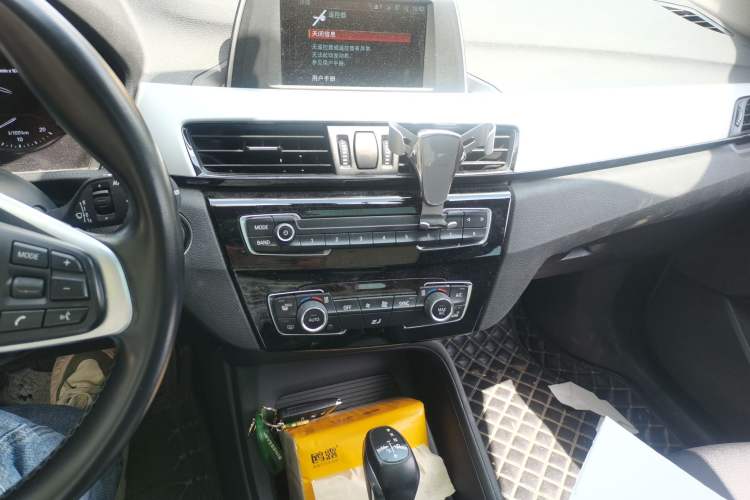 Used BMW X1 2018 sDrive20Li Leading Model
