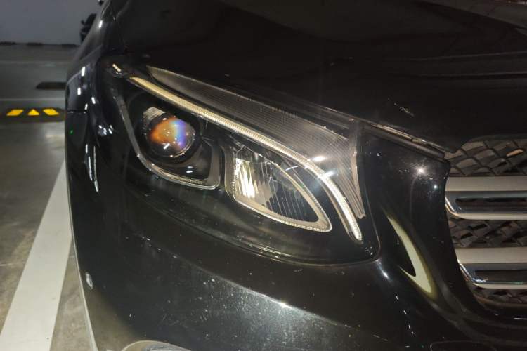 Used Mercedes-Benz GLC 2017 GLC 200 4MATIC Right Front Headlight