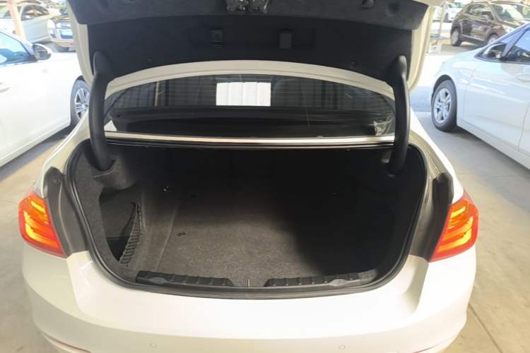 Used BMW 3 Series 2015 320Li Luxury Edition Fashion Model