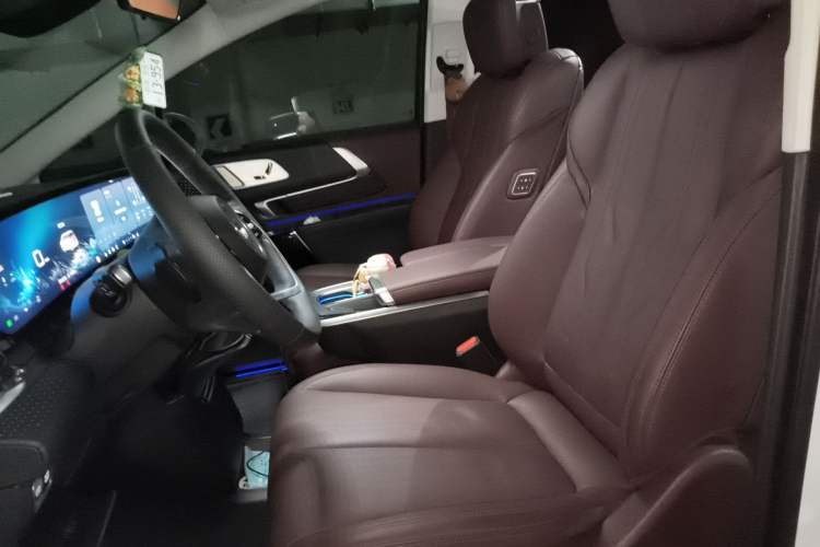 Used Buick Century 2023 2.0T Seven-Seater Yinshi Edition