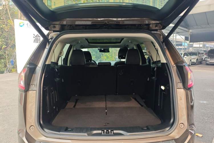 Used Ford Edge 2018 EcoBoost 245 Two-Wheel-Drive Titanium 7-Seater China V Standard