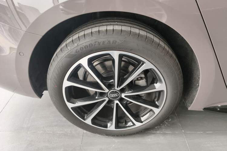 Used Audi A5L 2026 2.0T Sport
