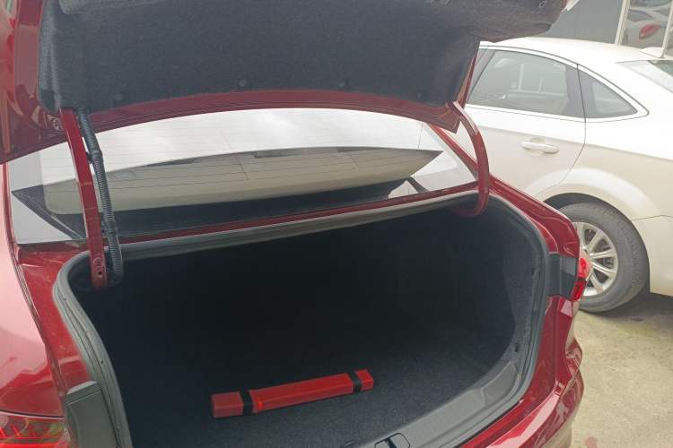 Used Chevrolet Monza 2019 RS 330T Automatic Comfort Edition China VI Standard