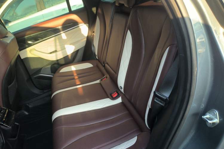 Used Geely Auto Monjaro L 2021 2.0TD DCT EVO Two-Wheel Drive Prestige Version
