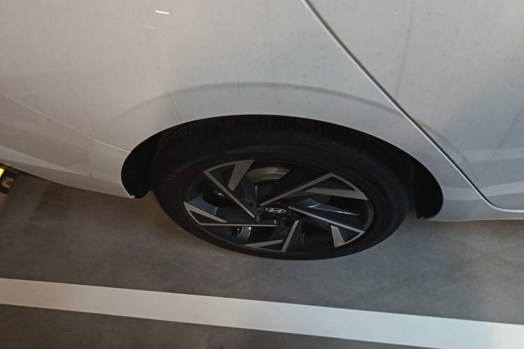 Used Hyundai Elantra 2023 1.5L CVT GLX Elite Edition
