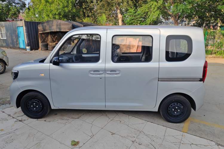 Used Wuling Zhiguang New Energy 2025 Standard Model