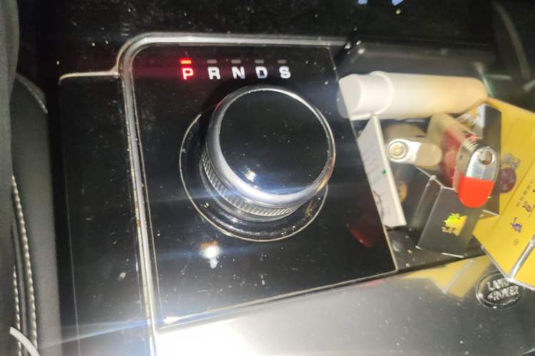 Used Land Rover Range Velar 2017 P250 S Gear Lever