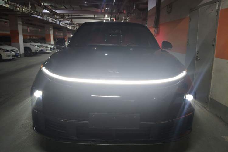 Used Li Auto L7 2024 Pro Model
