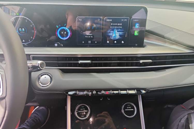 Used Chery Tiggo 8 2023 Kunpeng Edition 290TGDI Automatic Excellence Model Audio And AC Panel